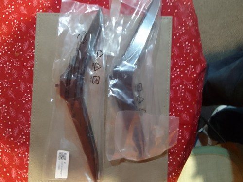 Ua73 stand feet no - lg,