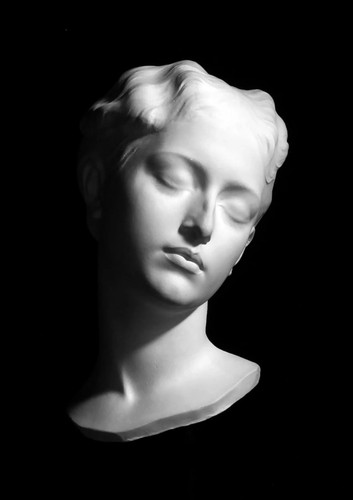 Portrait girl plaster - of,