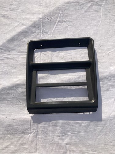 Mitsubishi shogun pajero radio - mitsubishi,