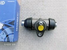 VW BEETLE BRAKE CYLINDER