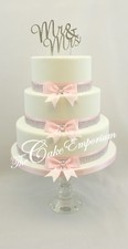WEDDING CAKE DECORATION