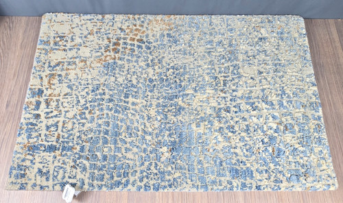 Cosmopolitan ivory blue rug - blue,