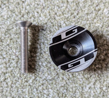 GT Bicycles 1 1/8" Alloy Top Cap and stainless steel Bolt - Black & Etched