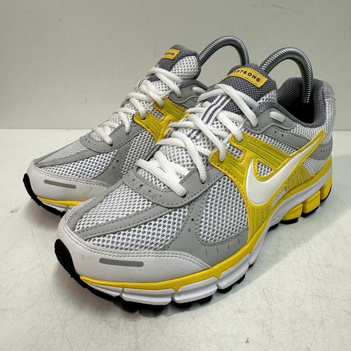 Nwot rare nike - nwot,