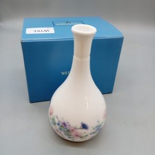 WEDGWOOD ANGELA BUD VASE CHRISTMAS 1994 COLLECTABLE in box