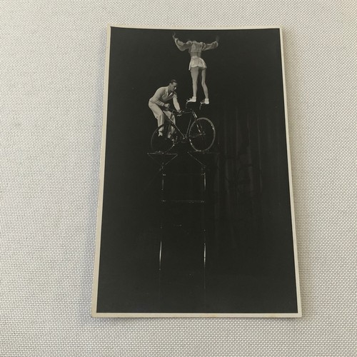 Circus performer man woman - circus,