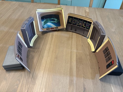 Star trek tng bridge - star,