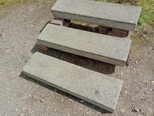 Concrete steps three - steps,, heavy