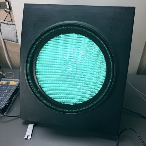 Green traffic light 12v - green,