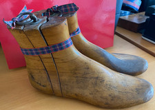 Vintage Antique Pair of Cobblers Shoemakers Wooden Shoe Lasts Forms Moulds