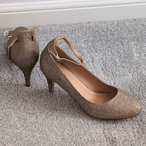 New look gold glitter - new, court