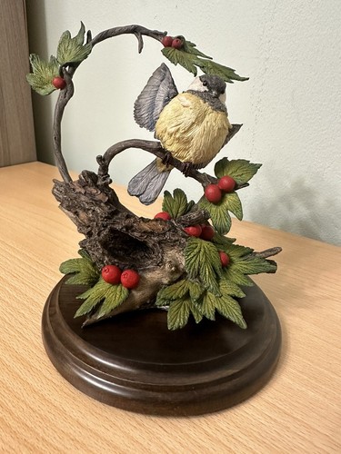 Country artists bird figurines - country,