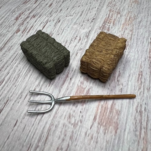 Schleich hay bale pitch fork - bale,