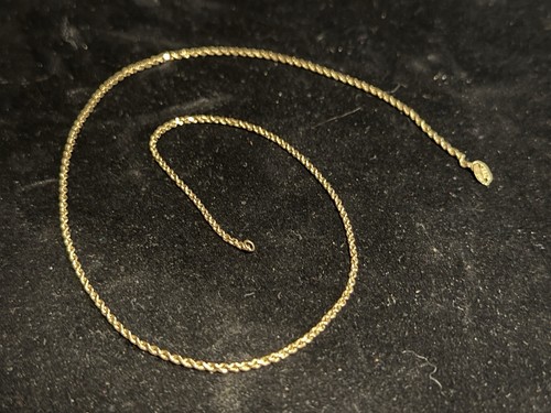 10k yellow gold - yellow, twisted