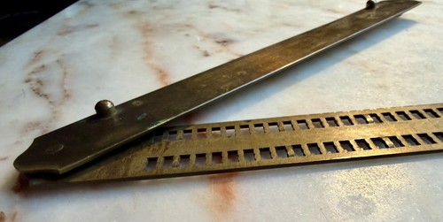 Antique braille brass - braille,