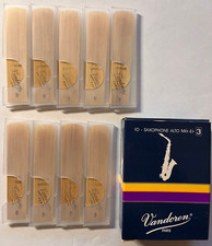 9x Vandoren Alto Saxophone Reeds strength 3 in original classic blue box