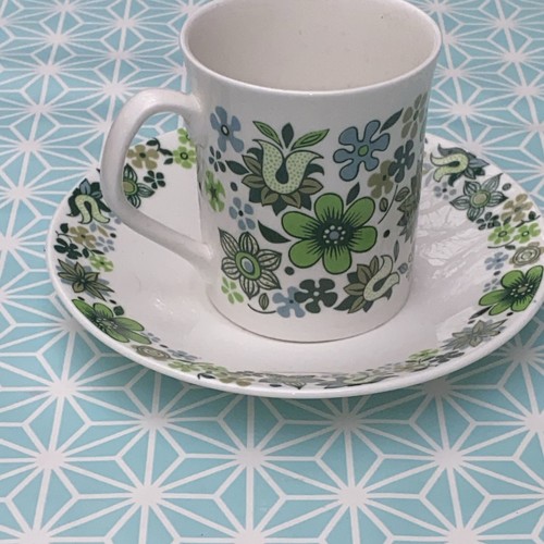 Elizabethan carnaby bone china - elizabethan,