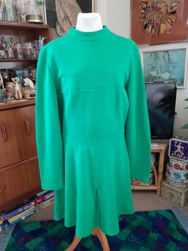 Vintage emerald green - vintage,