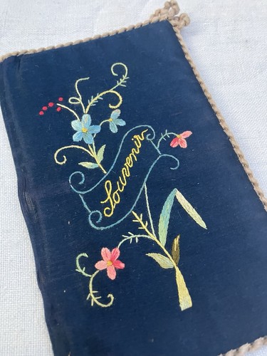 Antique edwardian era 1910s - era,