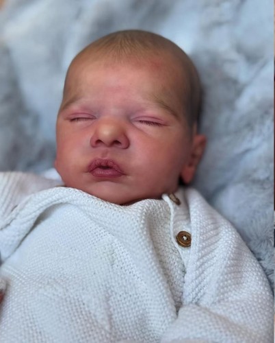 Realistic 19inch sleeping - 19inch,