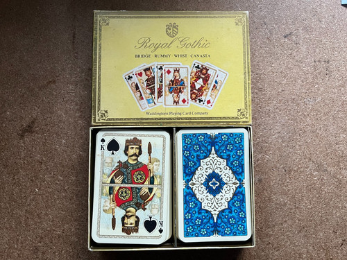 Waddingtons royal gothic - royal,