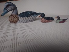 Large painted wooden DUCK FIGURE 25cm and her Babies