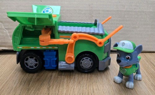 Rocky paw patrol - paw,