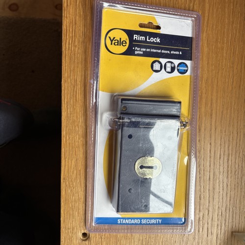 Brand new yale locks - -, p402