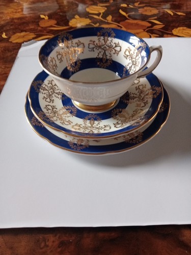 Royal grafton fine bone china - royal,