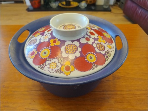 Beautiful 1970s vintage figgjo - beautiful,