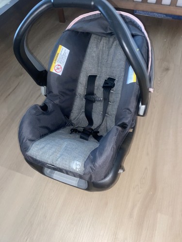 Baby trend car seat - baby,