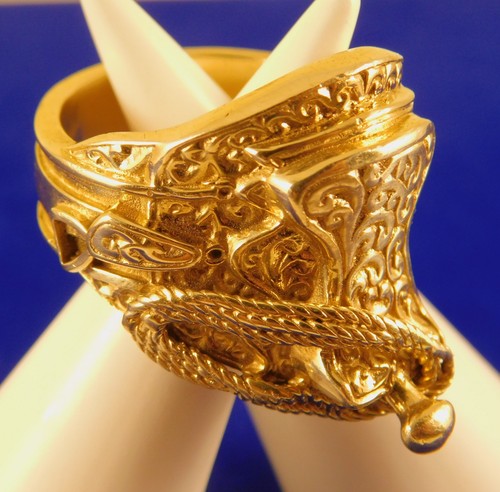 Mens large 9ct gold - mens, saddle