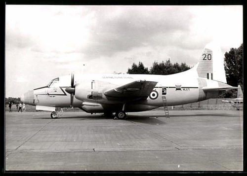 Photograph aircraft vickers - photograph,