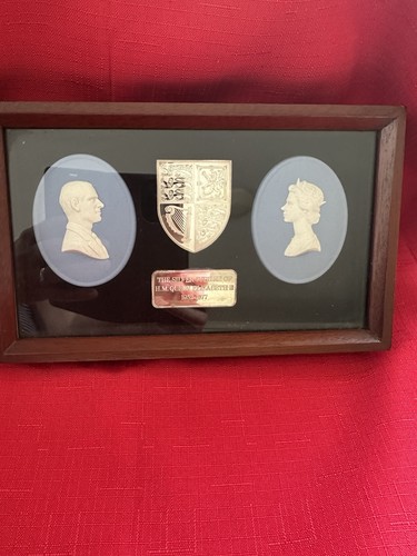 Wedgwood commerative queen - wedgwood,