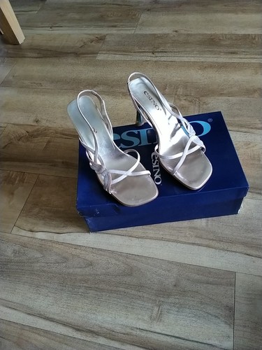 Strappy shoes size pale - shoes, 4