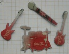4 x COCA-COLA / DRUM MICROPHONE AND 2 GUITARS ............Band Music Pins (Ka9)