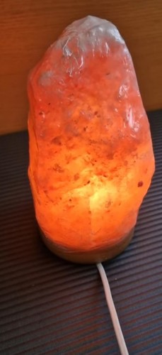 Himalayan pink salt rock lamp - salt,