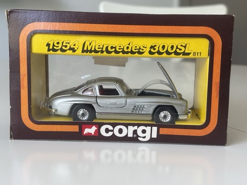 Corgi 811 classics - 811,