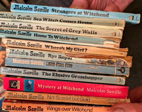 Malcolm saville vintage - malcolm,