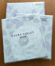 LAURA ASHLEY Nina Printed