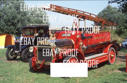 London fire brigade lp8389 - london, (lp8389