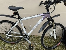 trek 4300 mountain bike 18"