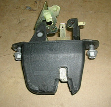  Rover 25 MG ZR Facelift 2004 on  Tailgate catch lock 