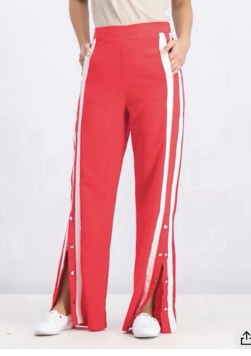 Stradivarius style red - stradivarius, 90’s