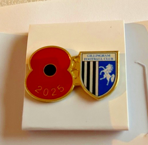 Gillingham popie pin - popie, badge