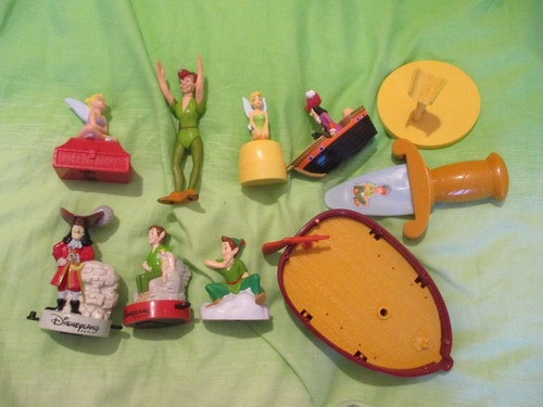 Peter pan figure - peter, hook