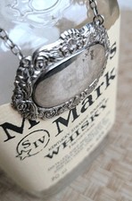 Gin Vintage Metal Silver Tone