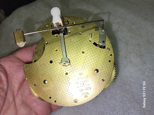 Hermle 131 070 clock - hermle, 131-070