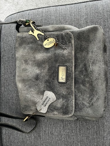 Distressed real leather - real,