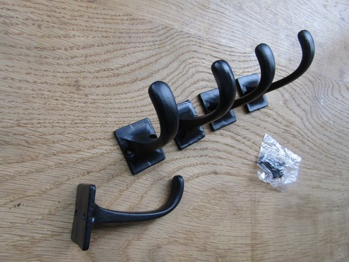 Utility hook cast - utility,